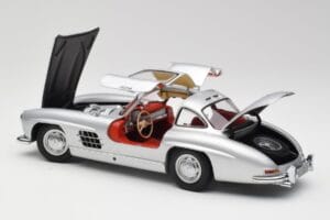 Mercedes 300 SL W198 Gullwing Argintiu Metalizat Minichamps 1:18 B66040379 Metal - imaginea 5 din 8