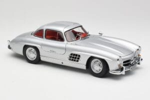 Mercedes 300 SL W198 Gullwing Argintiu Metalizat Minichamps 1:18 B66040379 Metal - imaginea 6 din 8