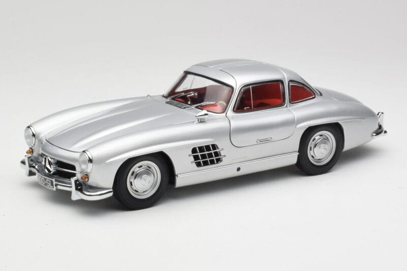 Mercedes 300 SL W198 Gullwing Argintiu Metalizat Minichamps 1:18 B66040379 Metal