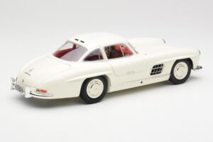 Mercedes 300 SL W198 Alb Minichamps 1:18 180039006 Metal - imaginea 3 din 8