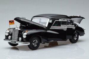 Mercedes 300 W186 Konrad Adenauer Norev 1:18 183707 Metal - imaginea 2 din 9
