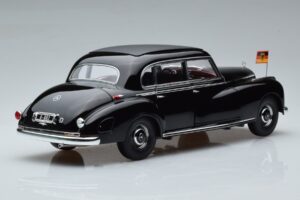 Mercedes 300 W186 Konrad Adenauer Norev 1:18 183707 Metal - imaginea 3 din 9