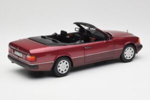 Mercedes 300CE-24 A124 Cabriolet Almandine Roșu Metalic Norev 1:18 B66040616 Metal - imaginea 3 din 8