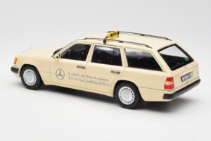 Mercedes 300D S124 T-Model Fildeș Deschis Taxi Ediție Dealer Norev 1:18 B66040702 Metal - imaginea 7 din 8
