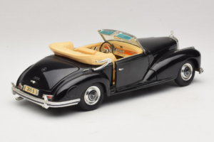 Mercedes 300S Negru Maisto 1:18 52116-P1 Metal - imaginea 3 din 8