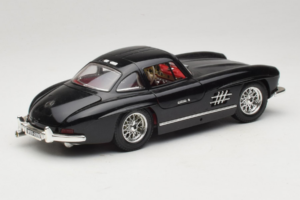 Mercedes 300SL Negru Bburago 1:18 3015-M3 Metal - imaginea 3 din 8