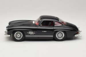 Mercedes 300SL Negru Bburago 1:18 3015-M3 Metal - imaginea 4 din 8