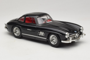 Mercedes 300SL Negru Bburago 1:18 3015-M3 Metal - imaginea 6 din 8