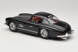Mercedes 300SL Negru Bburago 1:18 3015-M3 Metal - imaginea 7 din 8