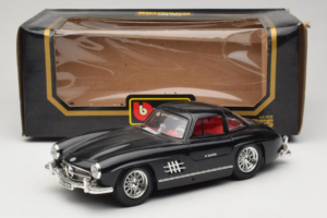 Mercedes 300SL Negru Bburago 1:18 3015-M3 Metal - imaginea 8 din 8