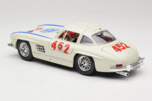 Mercedes 300SL #452 Mille Miglia 1955 Alb Bburago 1:18 3015-M2 Metal - imaginea 7 din 8