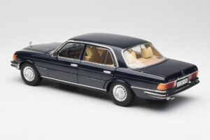 Mercedes 450 SEL 6.9 W116 Albastru Închis Revell 1:18 8956 Metal - imaginea 7 din 8