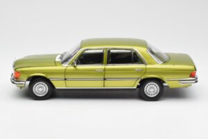 Mercedes 450 SEL W116 Citrus Verde Ediție Dealer Norev 1:18 B66040683 Metal - imaginea 4 din 8
