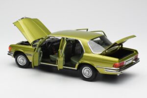 Mercedes 450 SEL W116 Citrus Verde Ediție Dealer Norev 1:18 B66040683 Metal - imaginea 5 din 8