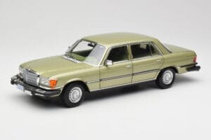 Mercedes 450 SEL W116 J.R. Ewing Dallas Verde Argintiu Norev 1:18 183975 Metal