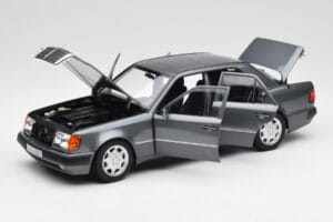 Mercedes 500 E W124 Pearl Gri Norev 1:18 183946 Metal - imaginea 2 din 8