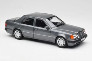 Mercedes 500 E W124 Pearl Gri Norev 1:18 183946 Metal - imaginea 6 din 8