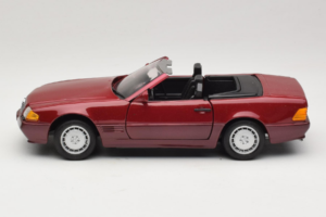 Mercedes 500 SL R129 Roșu Închis Revell 1:18 8801 Metal - imaginea 4 din 8