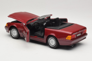 Mercedes 500 SL R129 Roșu Închis Revell 1:18 8801 Metal - imaginea 5 din 8