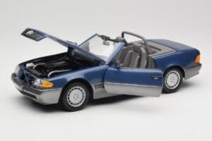 Mercedes SL 500 R129 Nautic Blue Metallic Revell 1:18 8081 Metal - imaginea 2 din 8