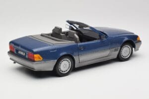 Mercedes SL 500 R129 Nautic Blue Metallic Revell 1:18 8081 Metal - imaginea 3 din 8