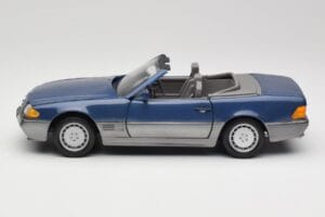 Mercedes SL 500 R129 Nautic Blue Metallic Revell 1:18 8081 Metal - imaginea 4 din 8