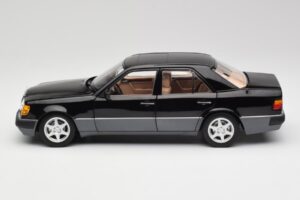 Mercedes 500E W124 Negru Ediție Limitată Norev 1:18 183949 Metal - imaginea 4 din 12