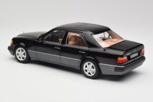Mercedes 500E W124 Negru Ediție Limitată Norev 1:18 183949 Metal - imaginea 7 din 12