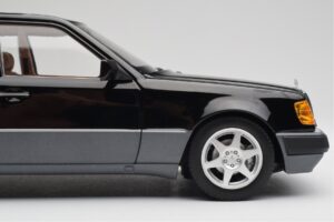 Mercedes 500E W124 Negru Ediție Limitată Norev 1:18 183949 Metal - imaginea 8 din 12