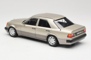 Mercedes 500E W124 Smoke Silver Ediție Dealer Norev 1:18 B66040724 Metal - imaginea 7 din 8