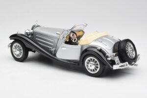 Mercedes 500K Roadster Argintiu Bburago 1:18 3020-M1 Metal - imaginea 5 din 8
