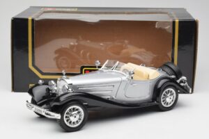 Mercedes 500K Roadster Argintiu Bburago 1:18 3020-M1 Metal - imaginea 8 din 8