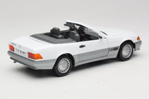 Mercedes 500 SL R129 Alb Roadtough 1:18 92048 Metal - imaginea 3 din 8