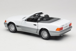 Mercedes 500 SL R129 Alb Roadtough 1:18 92048 Metal - imaginea 7 din 8