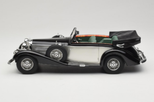 Mercedes 540K Cabriolet Negru Argintiu Cult Models 1:18 CML184-3 Metal - imaginea 3 din 6