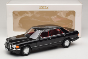 Mercedes 560 SEL W126 Negru Cu Interior Roșu Norev 1:18 183788 Metal - imaginea 2 din 8