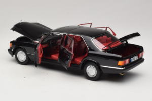 Mercedes 560 SEL W126 Negru Cu Interior Roșu Norev 1:18 183788 Metal - imaginea 7 din 8