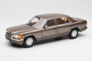 Mercedes 560 SEL W126 Impala Maro Ediție Dealer Norev 1:18 B66040646 Metal