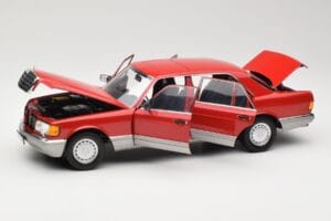 Mercedes 560 SEL W126 Roșu Norev 1:18 183463 Metal - imaginea 2 din 8