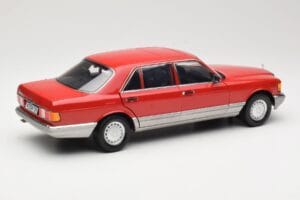 Mercedes 560 SEL W126 Roșu Norev 1:18 183463 Metal - imaginea 3 din 8