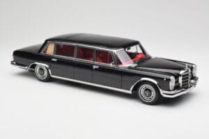 Mercedes 600 Pullman W100 Negru NZG 1:18 1071/50 Metal - imaginea 6 din 8