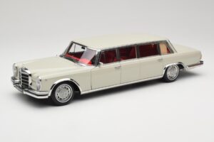 Mercedes 600 Pullman W100 Gri Deschis NZG 1:18 B66040708 Metal