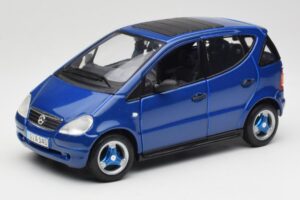 Mercedes A-Class W168 Albastru Închis Maisto 1:18 B66005219 Metal