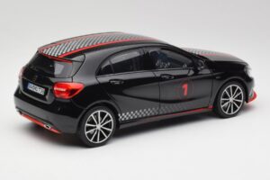 Mercedes A-Class W176 AMG Negru Norev 1:18 183596 Metal - imaginea 3 din 8