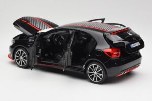 Mercedes A-Class W176 AMG Negru Norev 1:18 183596 Metal - imaginea 5 din 8