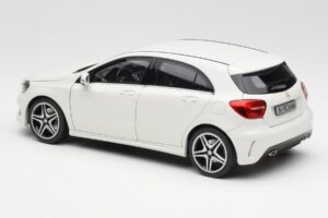 Mercedes A-Class W176 Cirrus Alb Norev 1:18 B66960126 Metal - imaginea 7 din 8