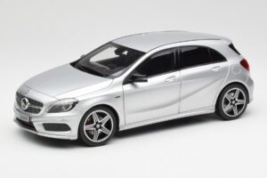 Mercedes A-Class W176 Polar Argintiu Norev 1:18 B66960139 Metal