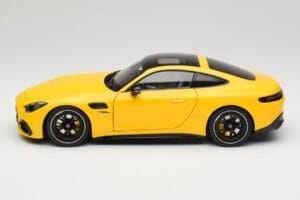 Mercedes AMG GT 43 C192 Turbo Sun Yellow NZG 1:18 B66960587 Metal - imaginea 4 din 8