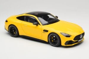 Mercedes AMG GT 43 C192 Turbo Sun Yellow NZG 1:18 B66960587 Metal - imaginea 6 din 8