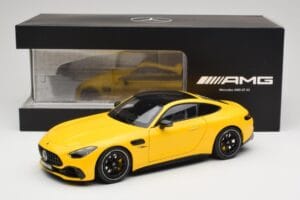 Mercedes AMG GT 43 C192 Turbo Sun Yellow NZG 1:18 B66960587 Metal - imaginea 8 din 8